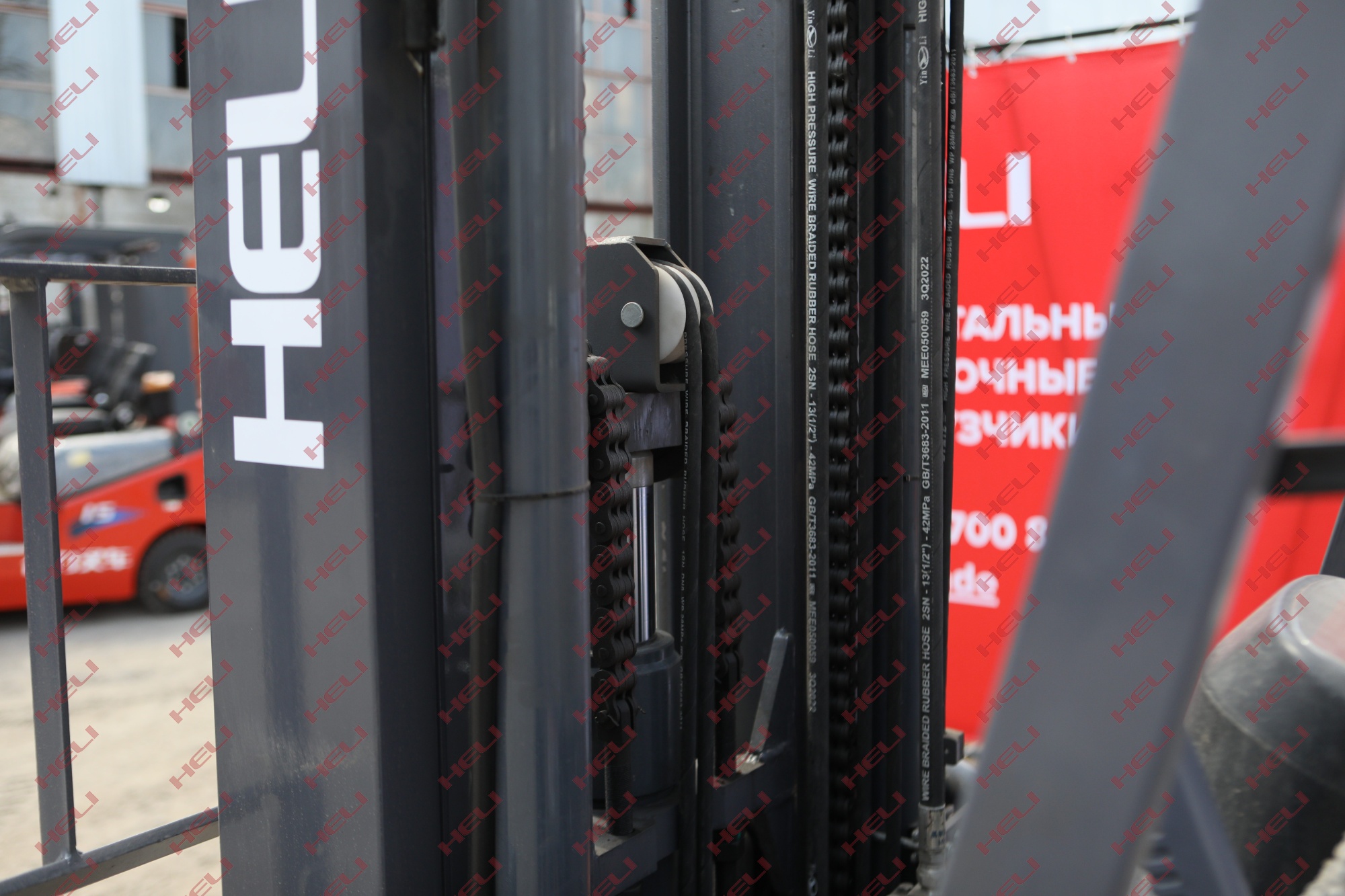 Газ-бензиновый вилочный погрузчик HELI CPQYD35