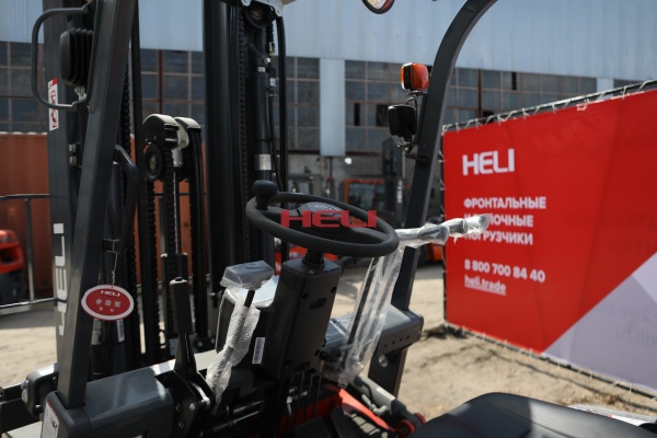 Газ-бензиновый вилочный погрузчик HELI CPQYD20