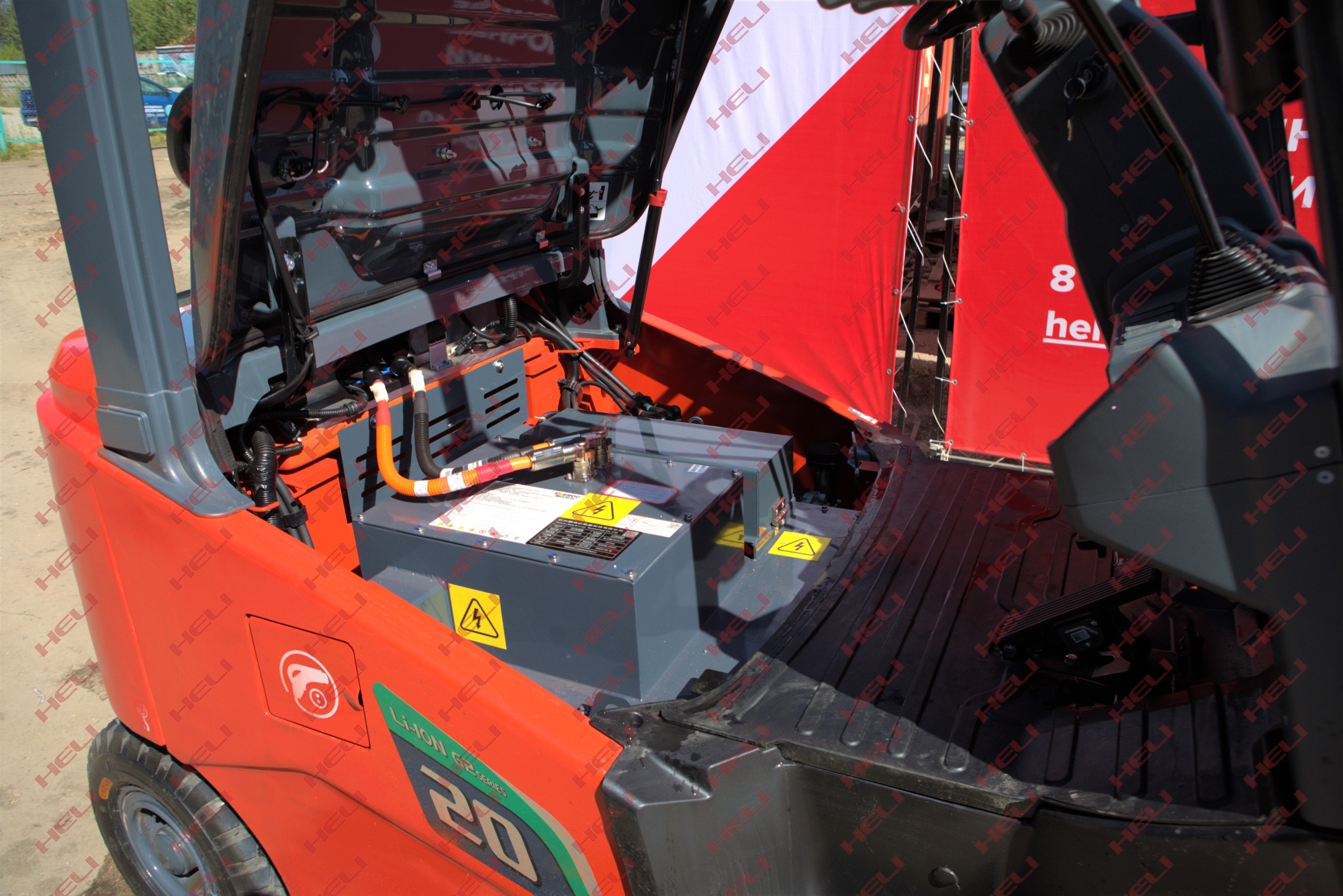 Электропогрузчик вилочный HELI CPD20 GB6LI-H