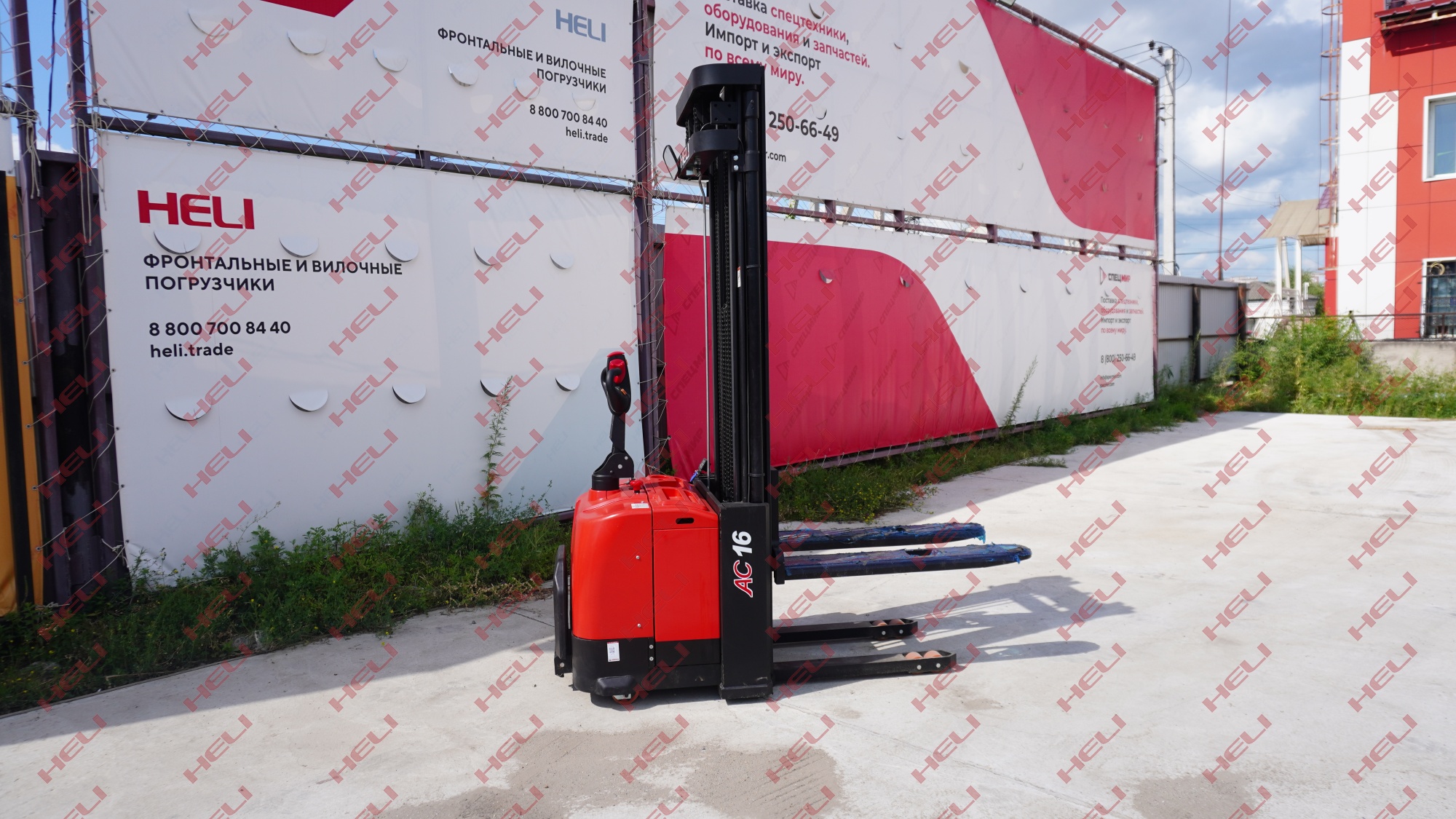 Штабелер самоходный электрический HELI CDD16-D930