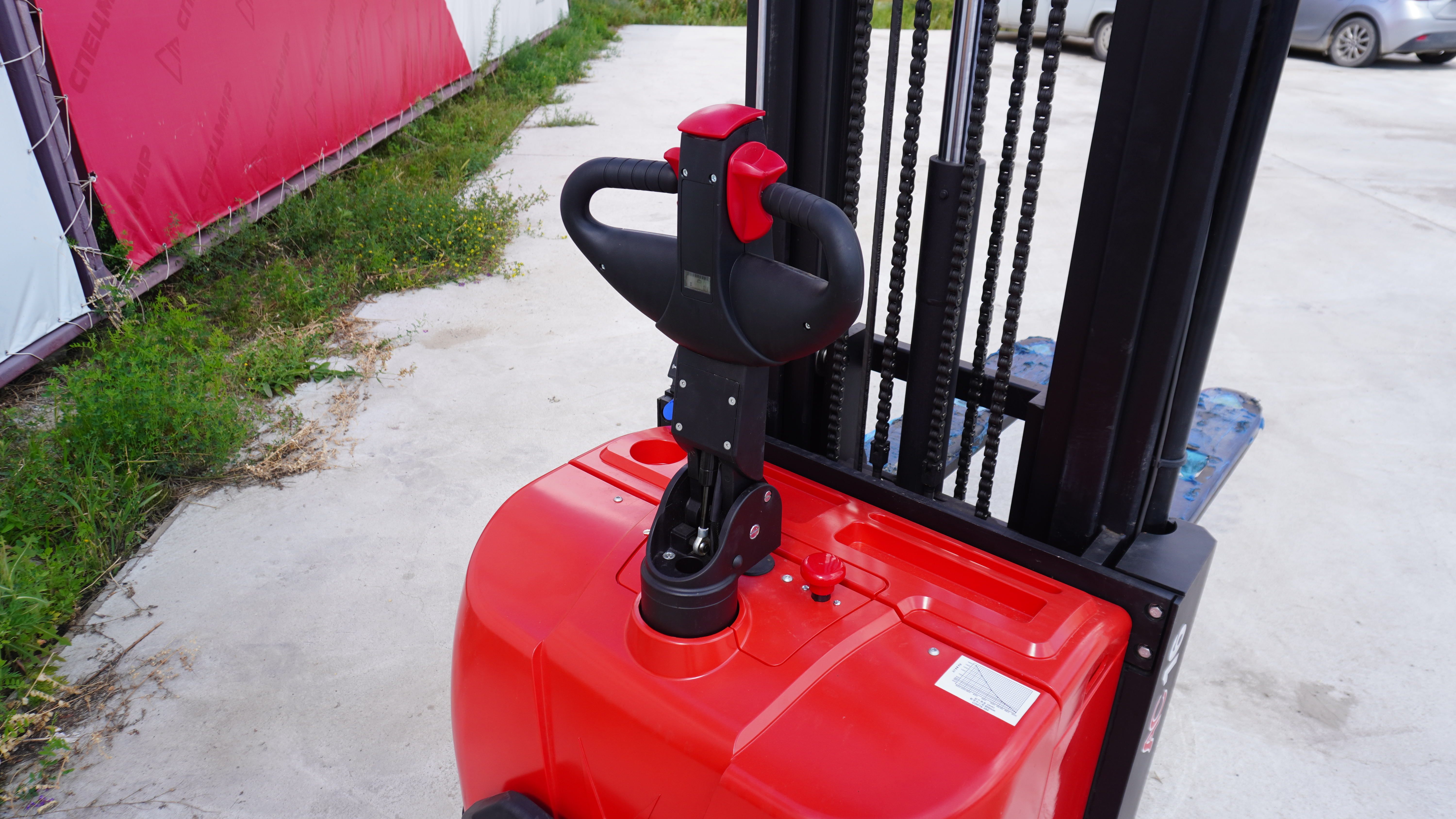 Штабелер самоходный электрический HELI CDD16-D930