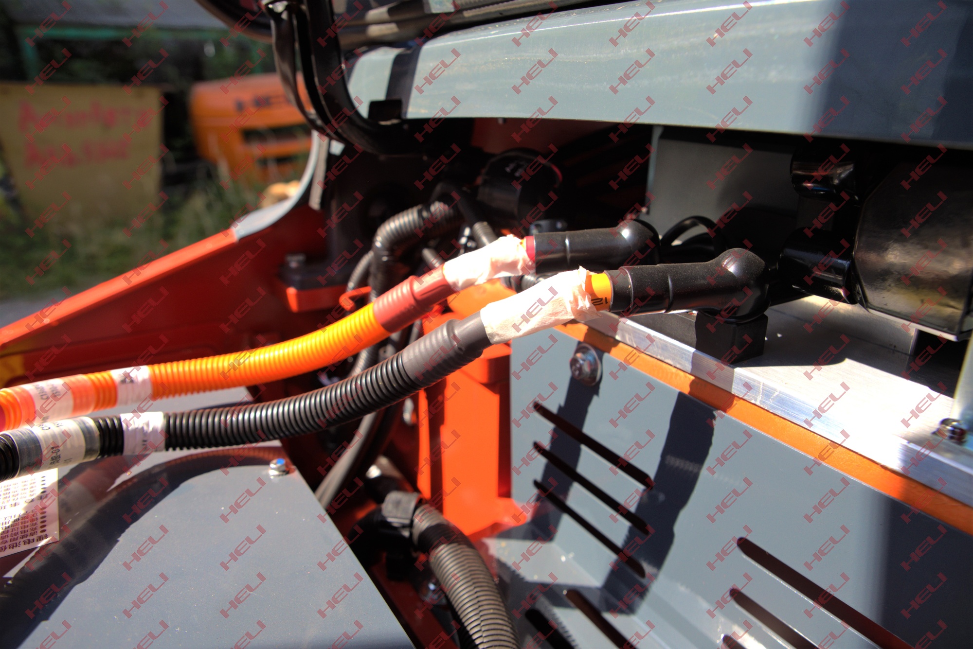 Электропогрузчик вилочный HELI CPD20 GB6LI-H