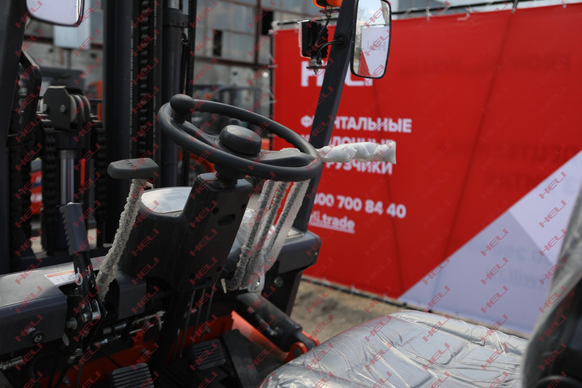 Газ-бензиновый вилочный погрузчик HELI CPQYD35