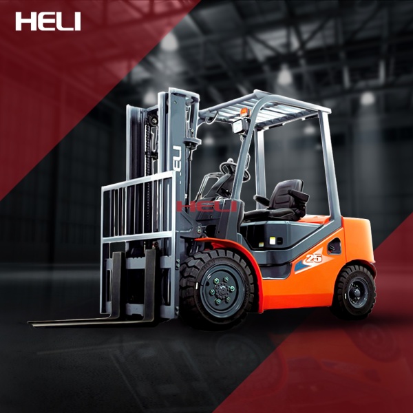 Газ-бензиновый вилочный погрузчик HELI CPQYD25